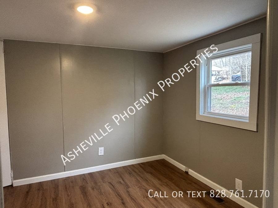 House for rent at 29 Linda Vista Dr, Asheville, NC 28806