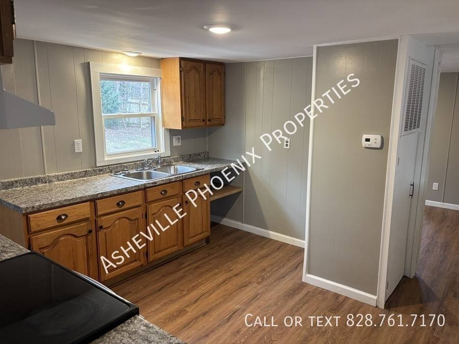 House for rent at 29 Linda Vista Dr, Asheville, NC 28806