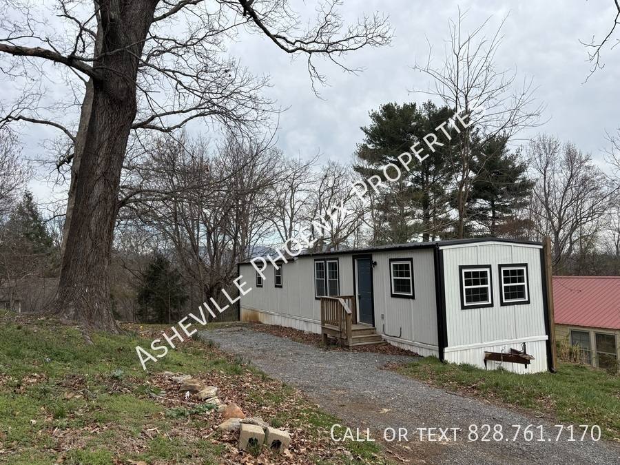 House for rent at 29 Linda Vista Dr, Asheville, NC 28806
