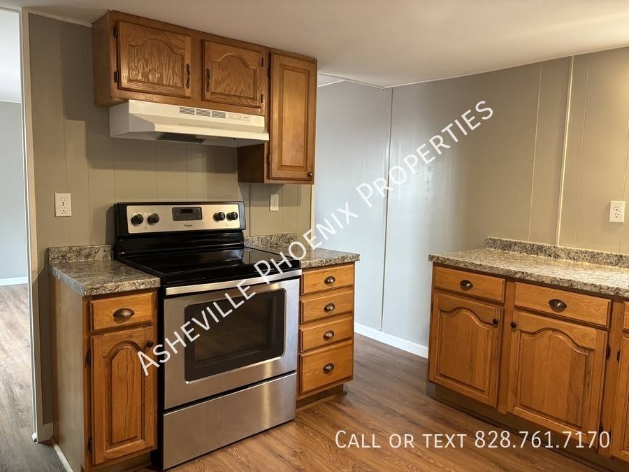 House for rent at 29 Linda Vista Dr, Asheville, NC 28806