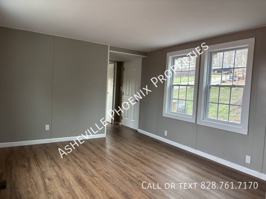 House for rent at 29 Linda Vista Dr, Asheville, NC 28806