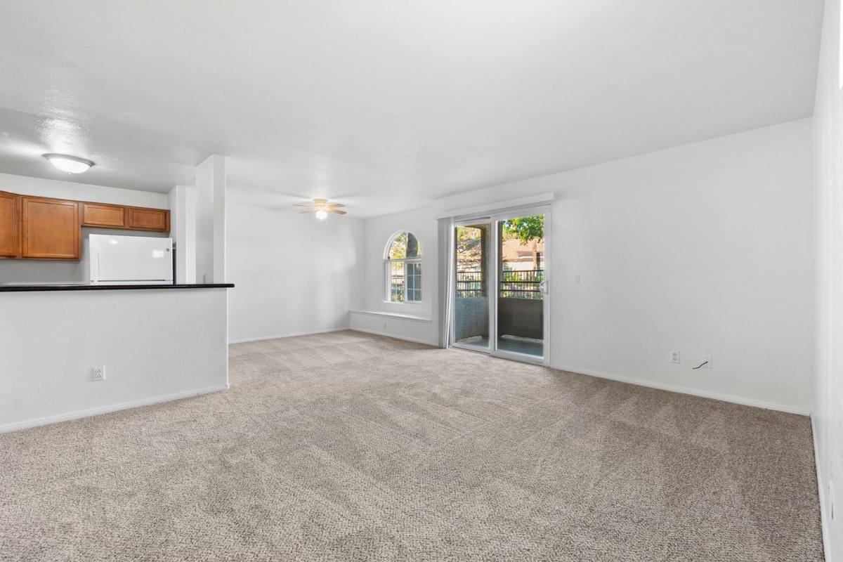 Condo for rent at 9325 W Desert Inn, Las Vegas, NV 89117