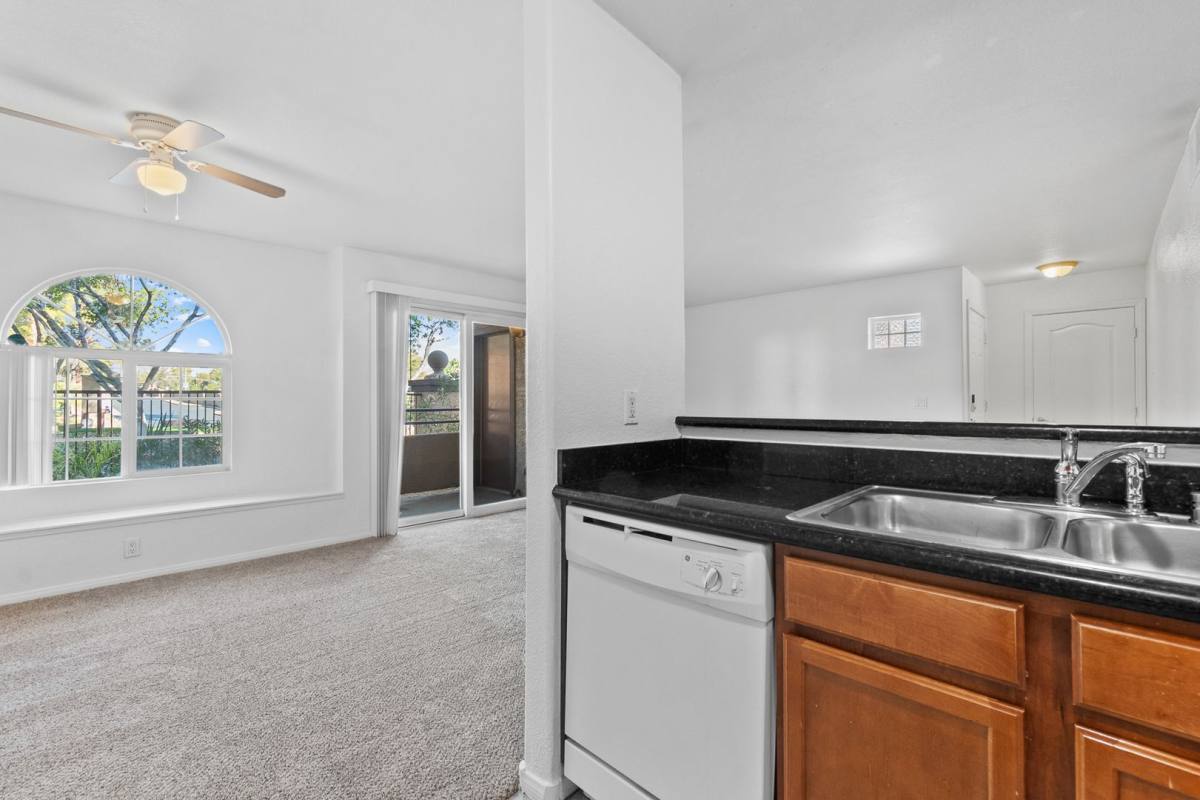 Condo for rent at 9325 W Desert Inn, Las Vegas, NV 89117