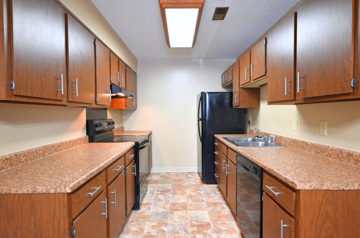 Apartment for rent at 3260 Raven Oaks Dr, Dubuque, IA 52001
