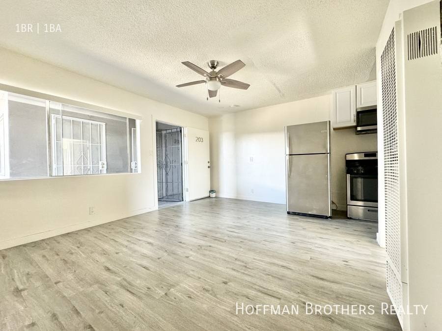 Apartment for rent at 8701 S Figueroa St #203, Los Angeles, CA 90044