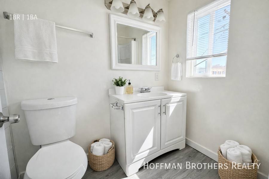 Apartment for rent at 8701 S Figueroa St #203, Los Angeles, CA 90044