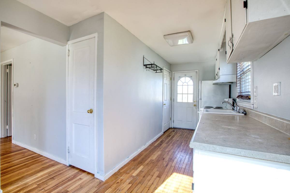 House for rent at 124 Mayflower St, West Hartford, CT 06110