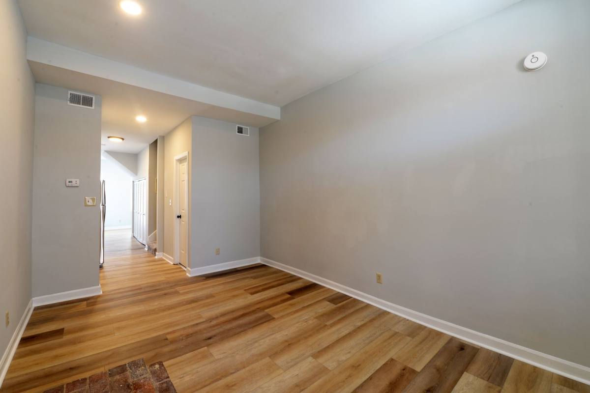 Apartment for rent at 2301-2305 S 10th St, Saint Louis, MO 63104
