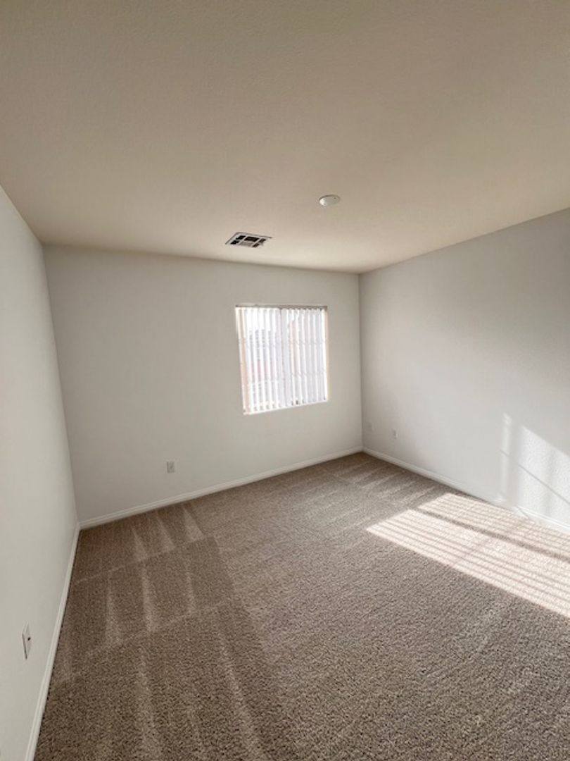 House for rent at 5473 Tinker Toy Ave, Las Vegas, NV 89139