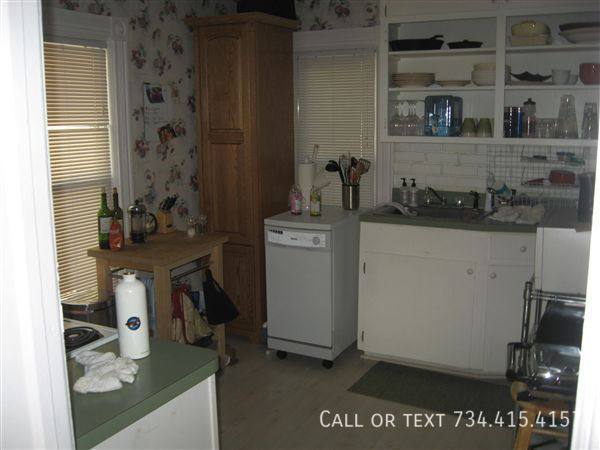 Apartment for rent at 537 S 4th Ave #3, Ann Arbor, MI 48104