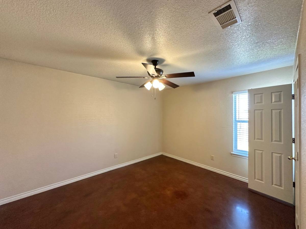 Townhouse for rent at 2103 Charleston Court, Killeen, TX 76542