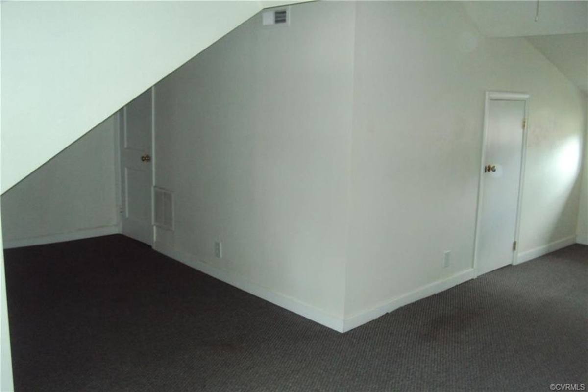 Apartment for rent at 1016 Pecan Ave, Hopewell, VA 23860