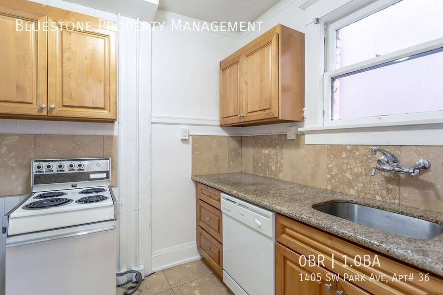 Apartment for rent at 1405 SW Park Ave #36, Portland, OR 97201