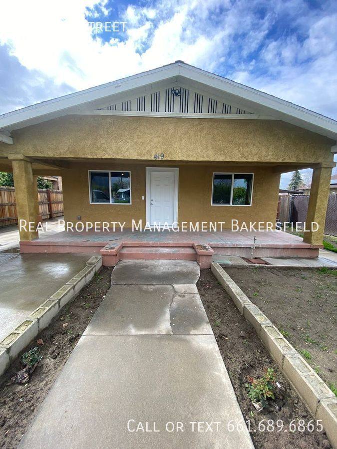 House for rent at 419 8th St, Bakersfield, CA 93304