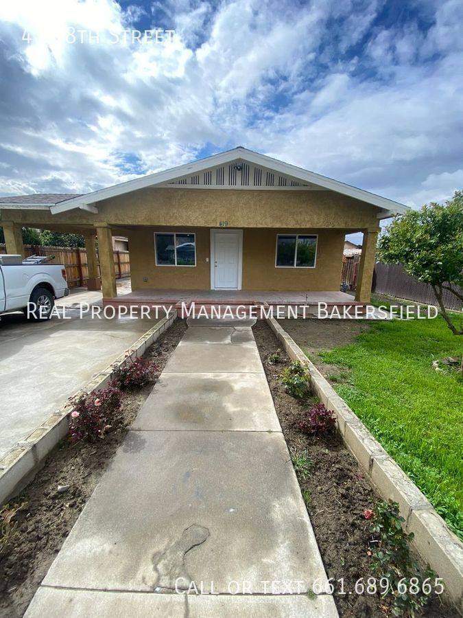 House for rent at 419 8th St, Bakersfield, CA 93304