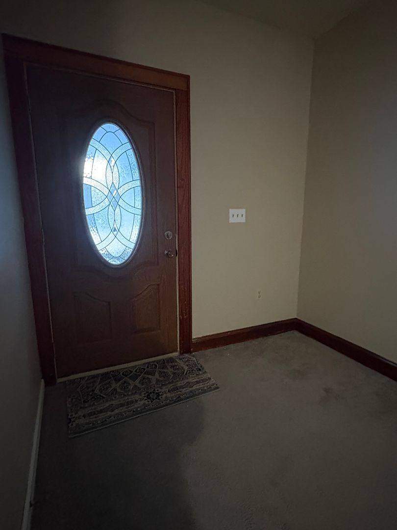 Apartment for rent at 173 Leesville Rd, Moodus, CT 06469