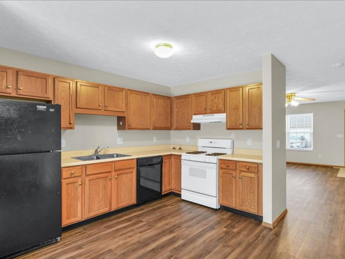 Townhouse for rent at 1017-1025 Maple Hill Rd, Bloomington, IL 61705
