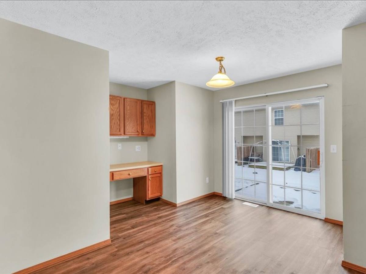 Townhouse for rent at 1017-1025 Maple Hill Rd, Bloomington, IL 61705