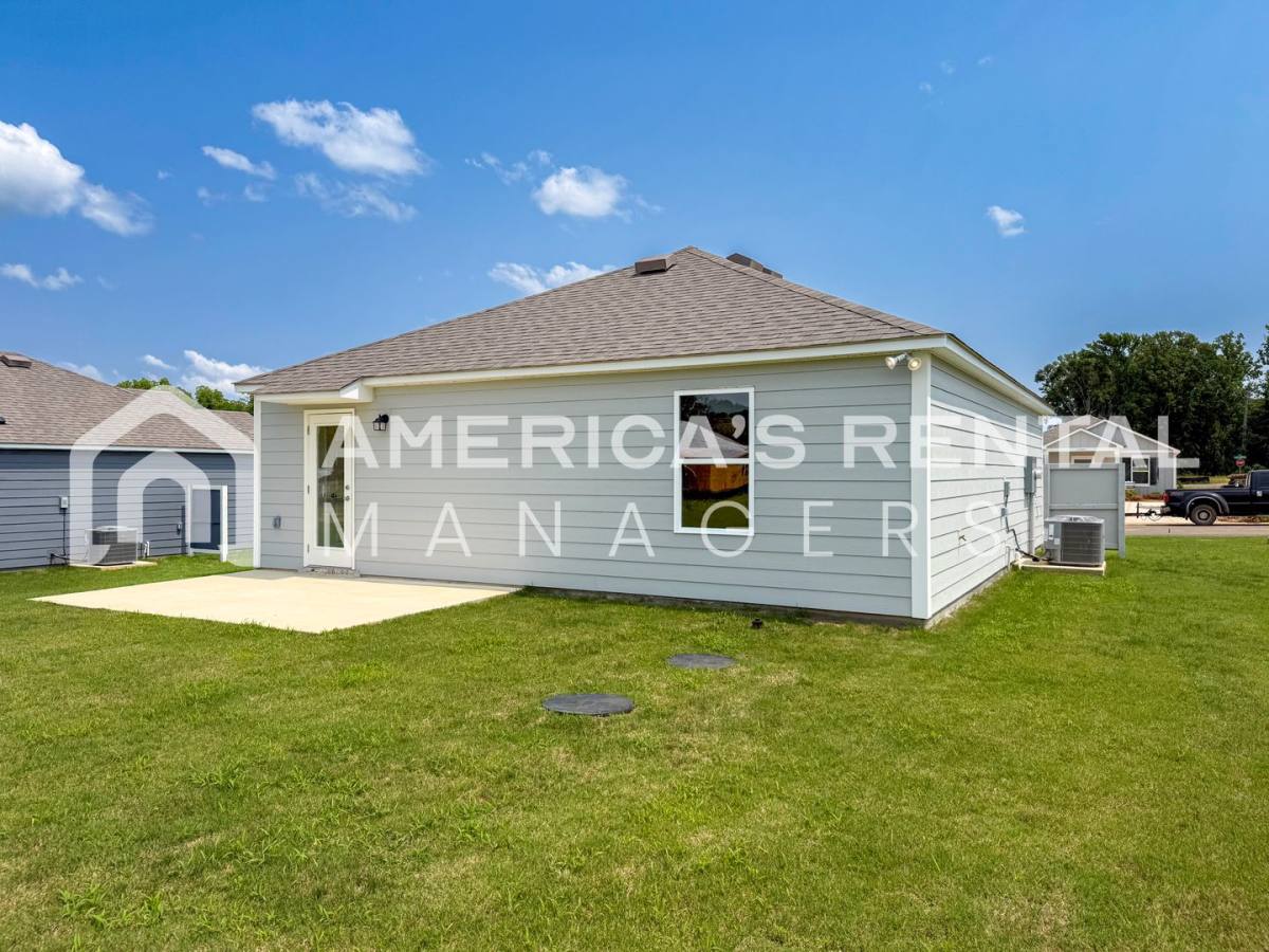 House for rent at 11306 Tulip Trace, Tuscaloosa, AL 35405