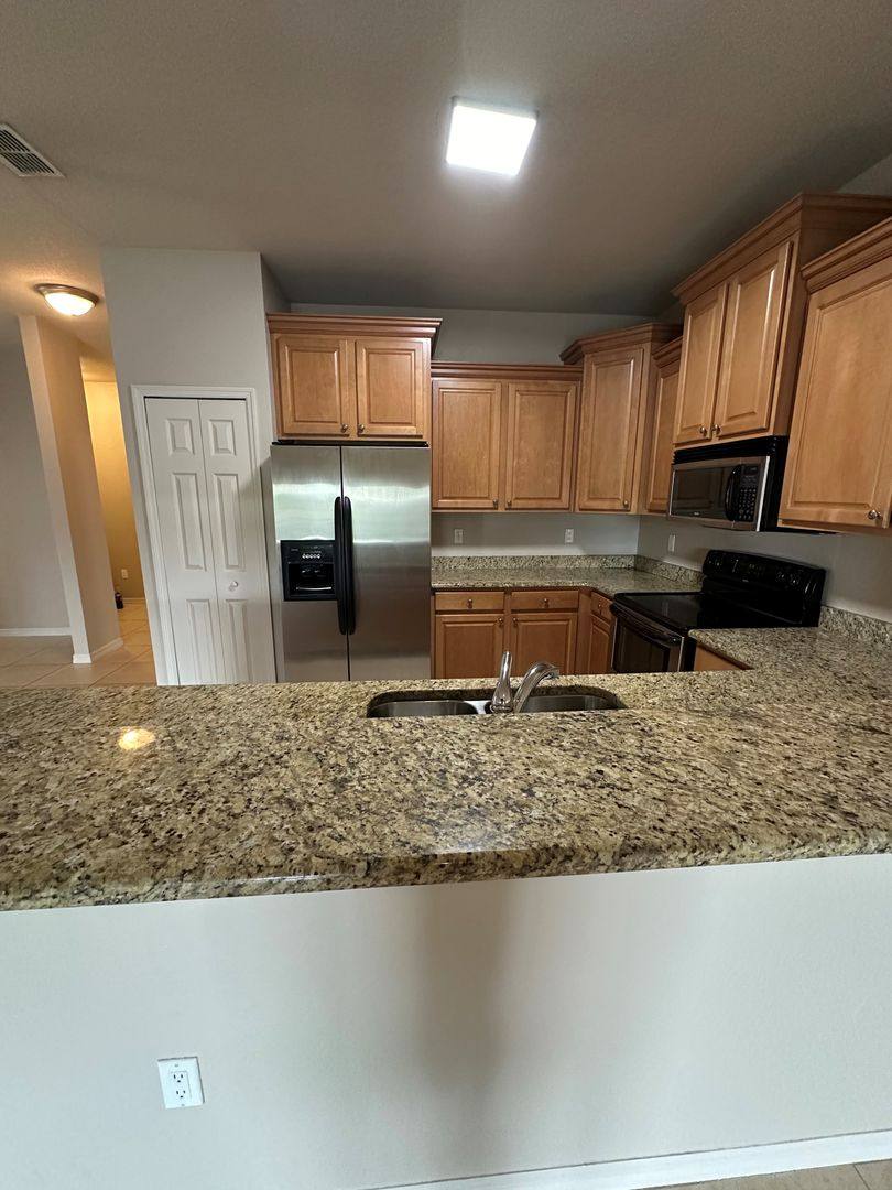 Apartment for rent at 5135 Coronado Parkway, Cape Coral, FL 33904