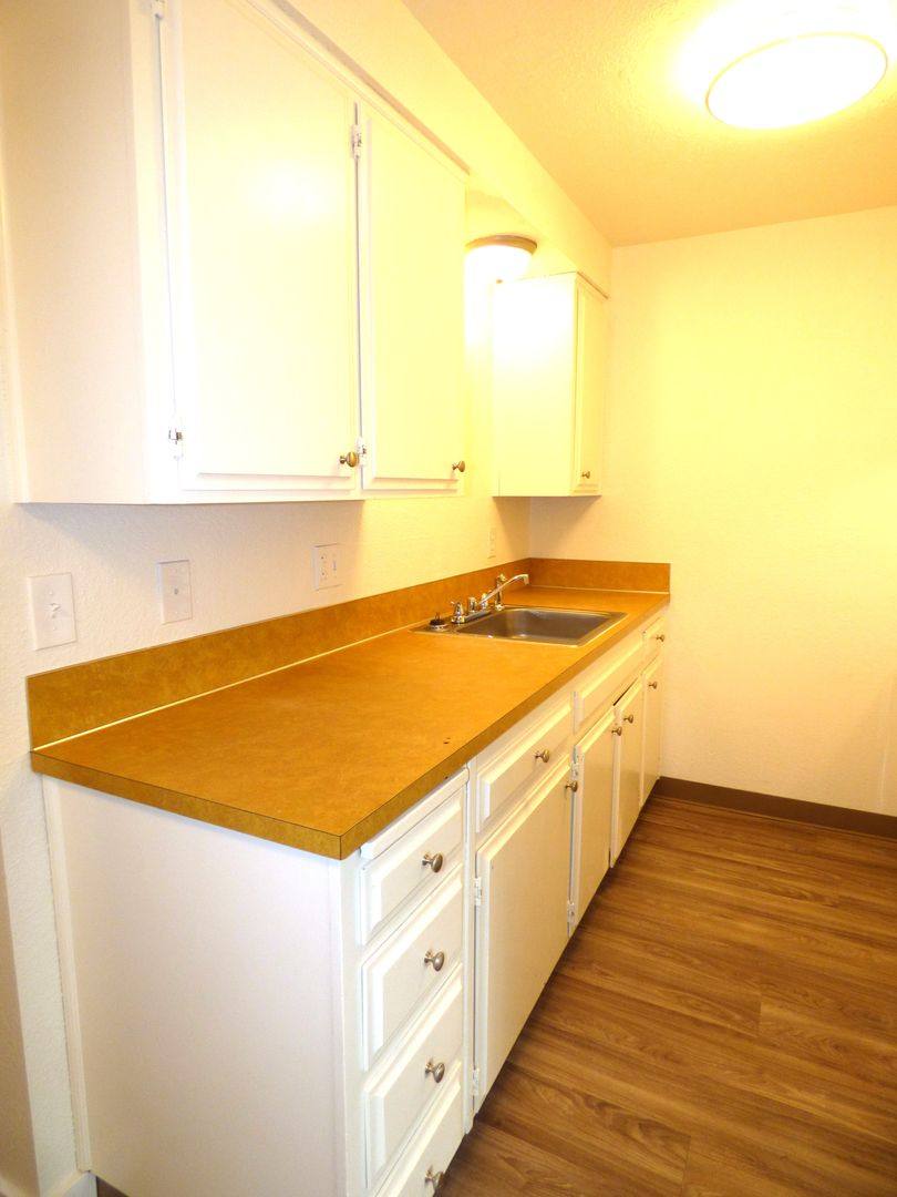 Apartment for rent at 3522-3586 Anita Dr NE 3502-3575 Manor, Salem, OR 97301
