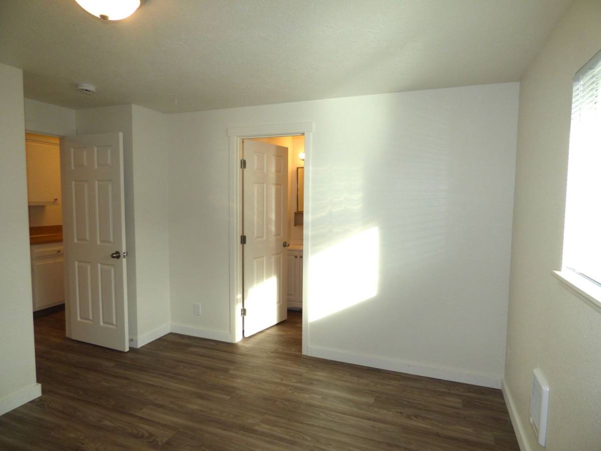 Apartment for rent at 3522-3586 Anita Dr NE 3502-3575 Manor, Salem, OR 97301