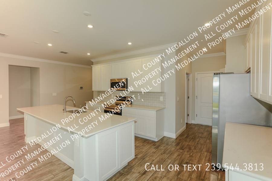 House for rent at 8792 Cascade Price Circle, North Fort Myers, FL 33917