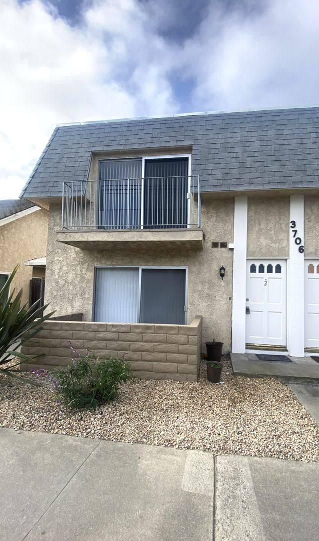 Apartment for rent at 3706 Del Amo Blvd, Torrance, CA 90503