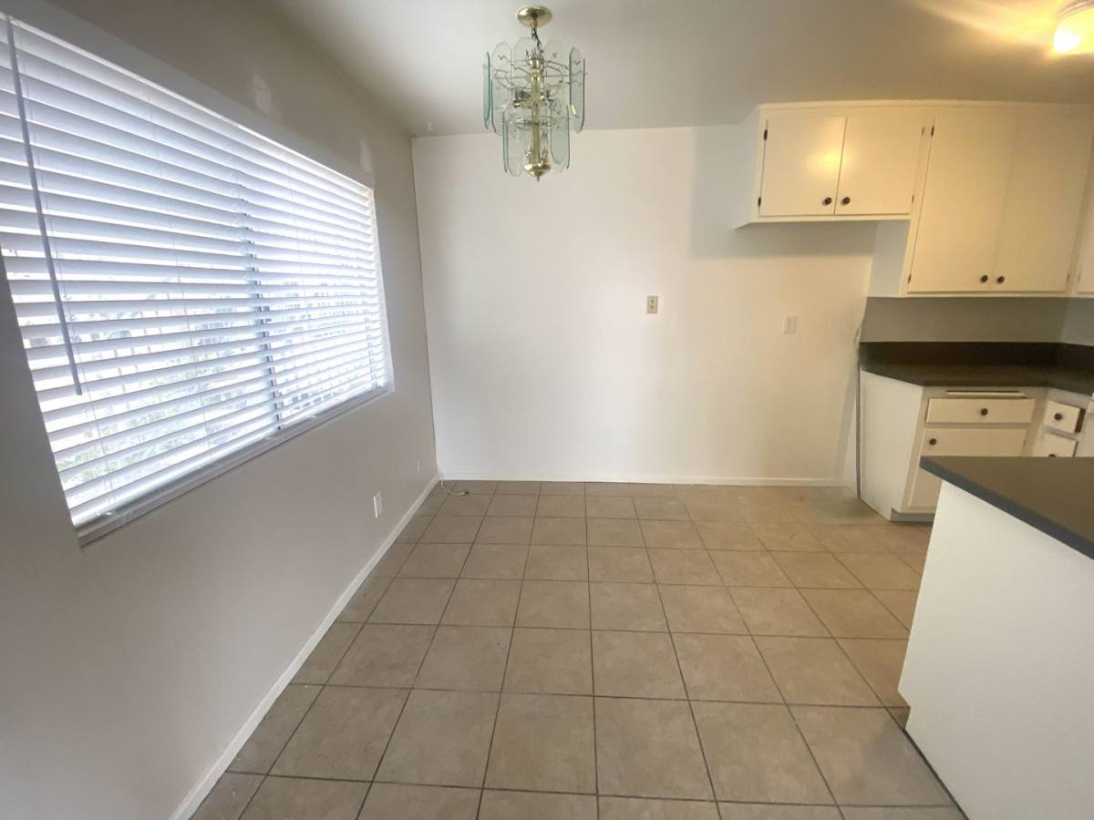 Apartment for rent at 3706 Del Amo Blvd, Torrance, CA 90503