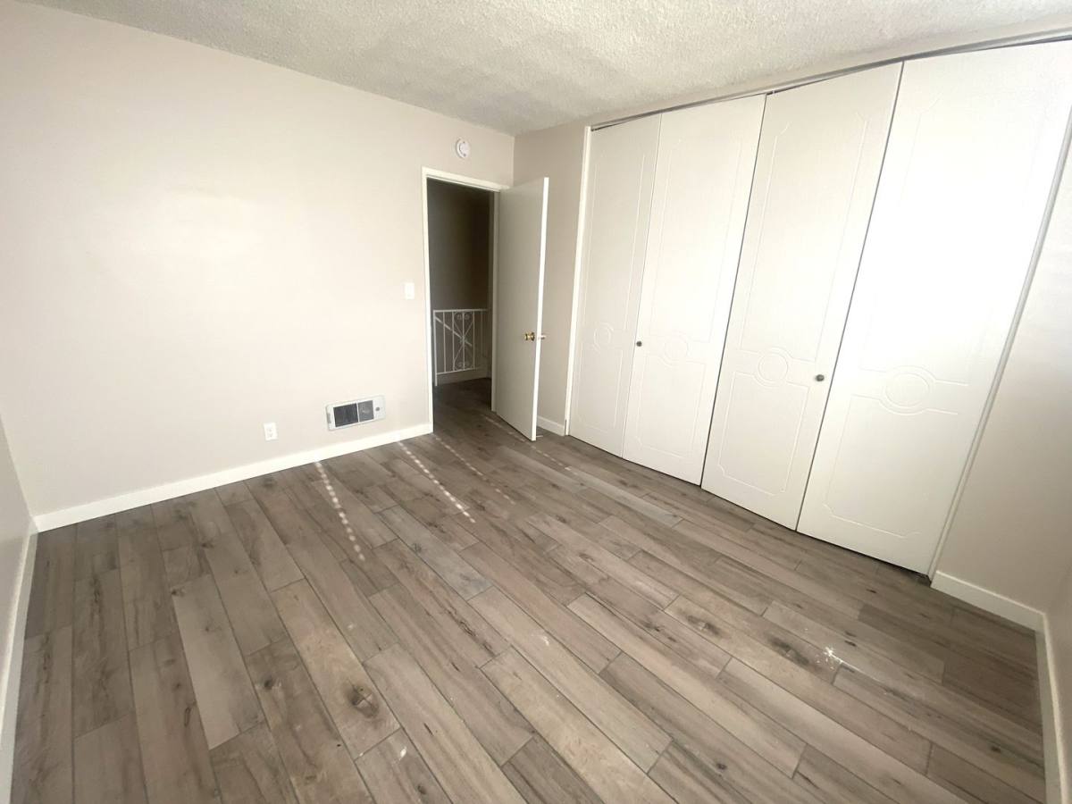 Apartment for rent at 3706 Del Amo Blvd, Torrance, CA 90503