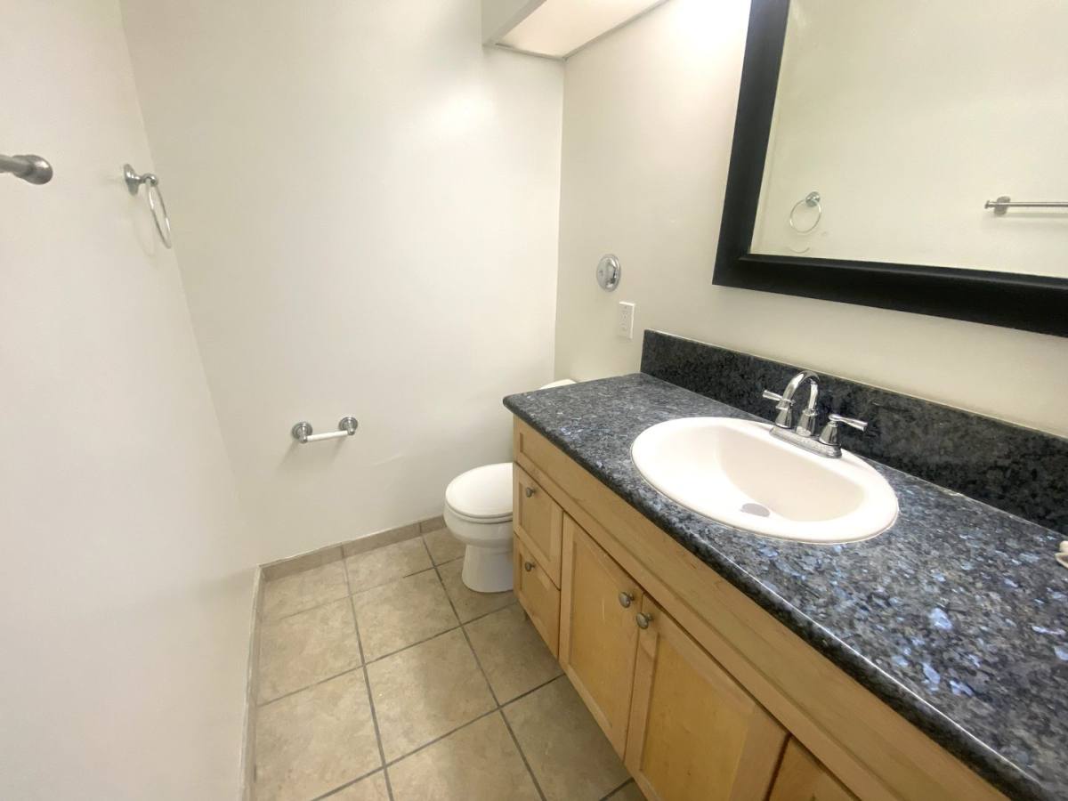 Apartment for rent at 3706 Del Amo Blvd, Torrance, CA 90503