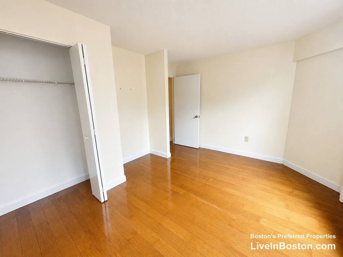 Apartment for rent at 108 Peterborough St #7E, Boston, MA 02215