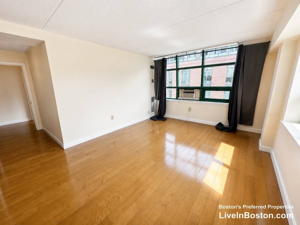 Apartment for rent at 108 Peterborough St #7E, Boston, MA 02215