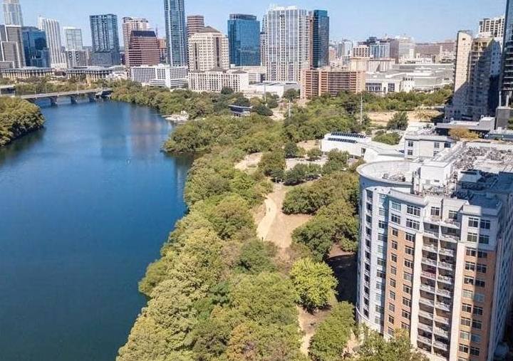 Apartment for rent at 54 Rainey St #ID6021, Austin, TX 78701