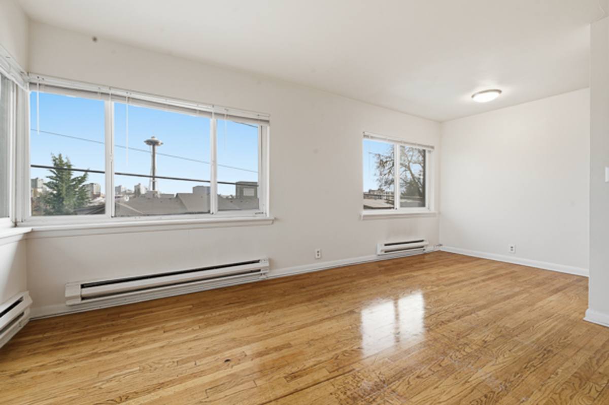 Apartment for rent at 372 Aloha St, Seattle, WA 98109