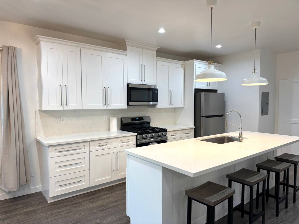 House for rent at 1659 E 61st St, Los Angeles, CA 90001