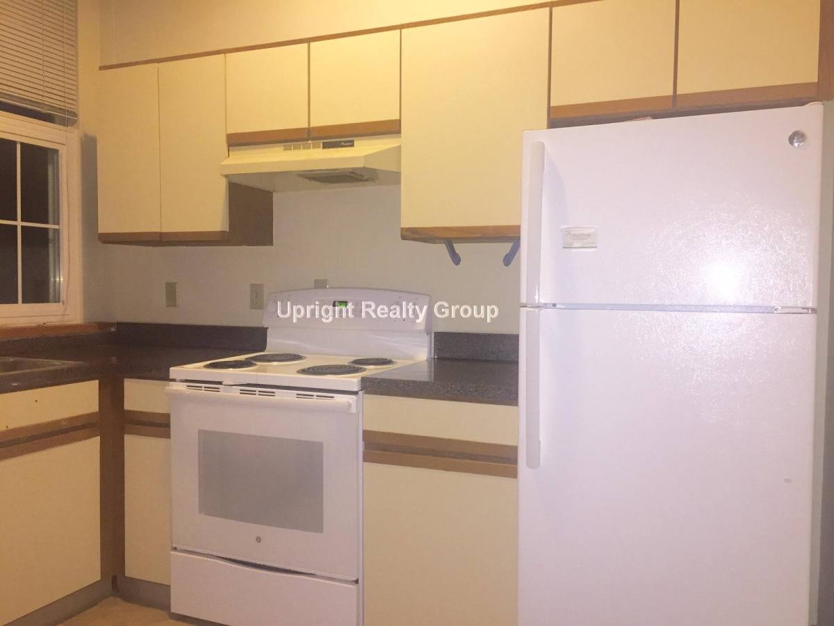 Apartment for rent at 11 Willow St #105, Fitchburg, MA 01420