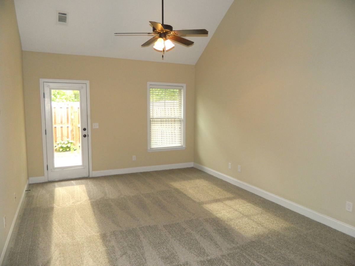 517 Scenic Dr, Grovetown, GA 30813 - Townhouse for Rent - Image 8