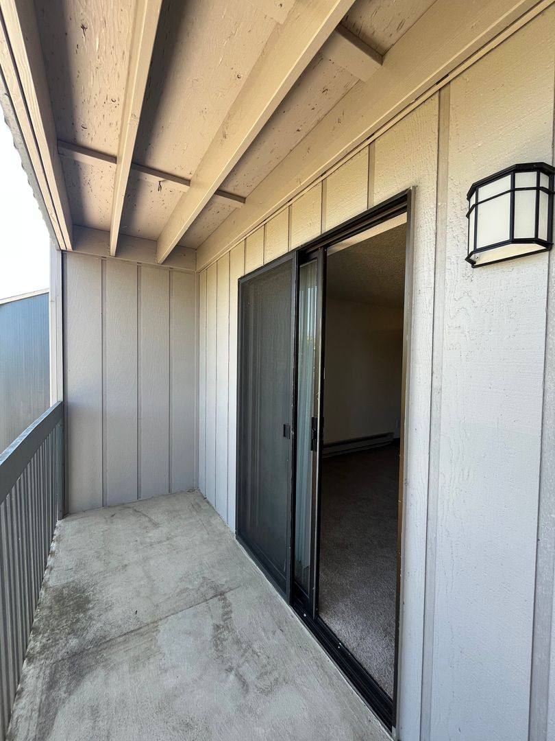 Apartment for rent at 1818 E Fourth Plain Blvd, Vancouver, WA 98661