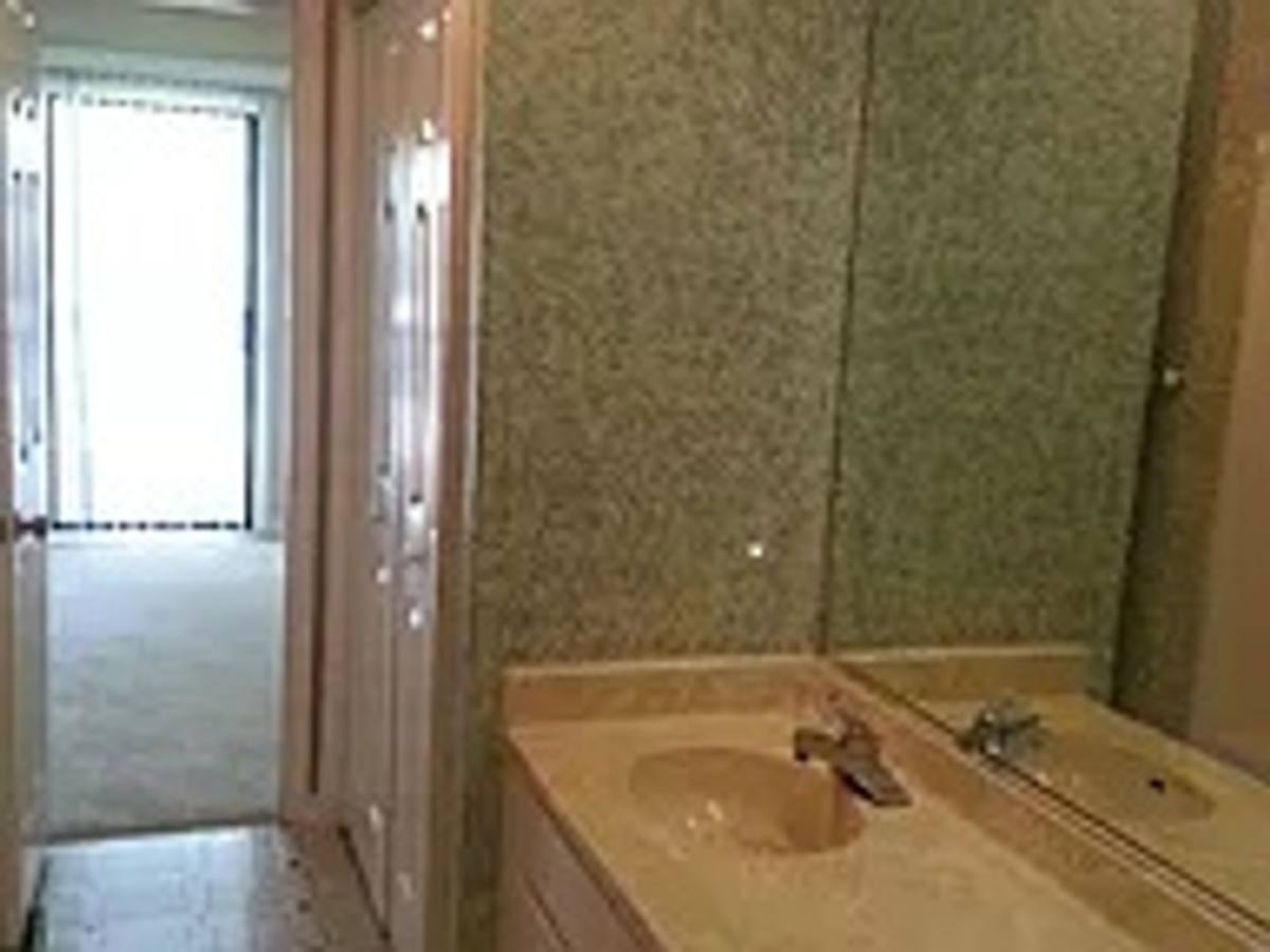 Townhouse for rent at 3697 Heathrow Dr, Winston Salem, NC 27127