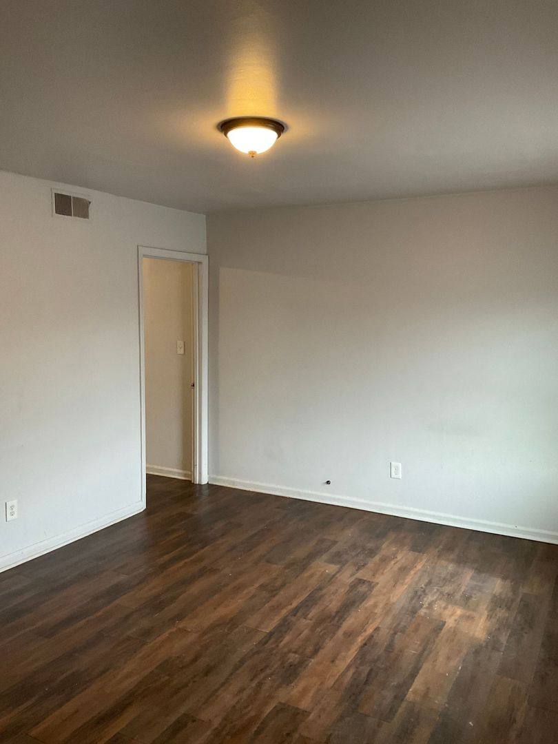 Apartment for rent at 1 Chesterfield Court, Kings Mountain, NC 28086