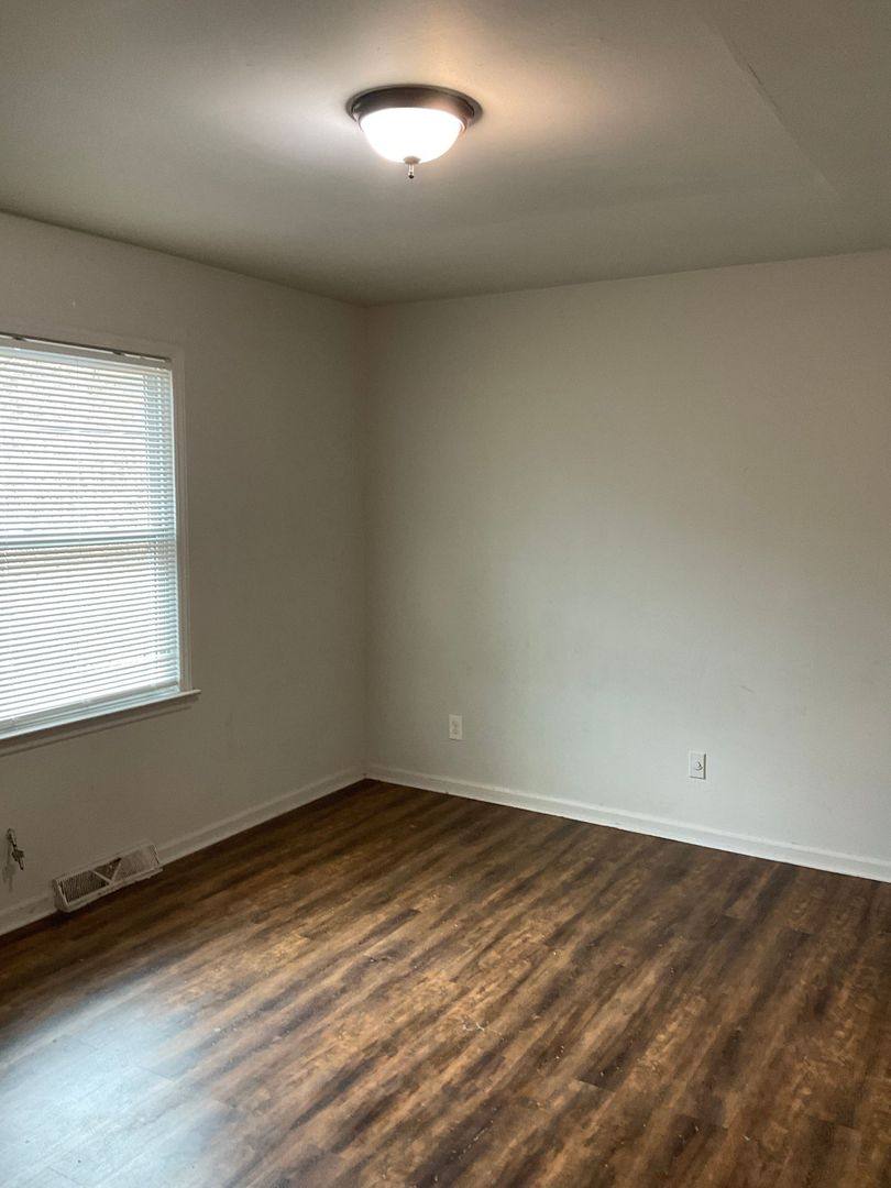 Apartment for rent at 1 Chesterfield Court, Kings Mountain, NC 28086