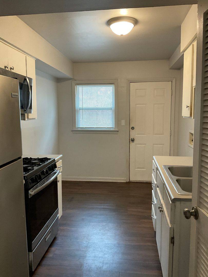 Apartment for rent at 1 Chesterfield Court, Kings Mountain, NC 28086