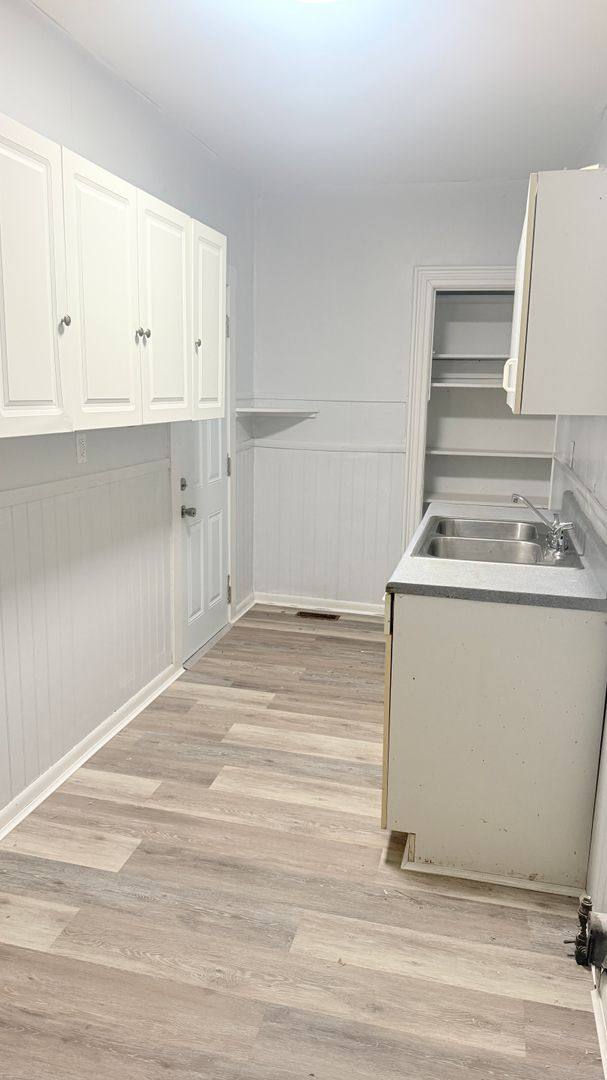 Apartment for rent at 24 Pierce Ave, Sharpsville, PA 16150
