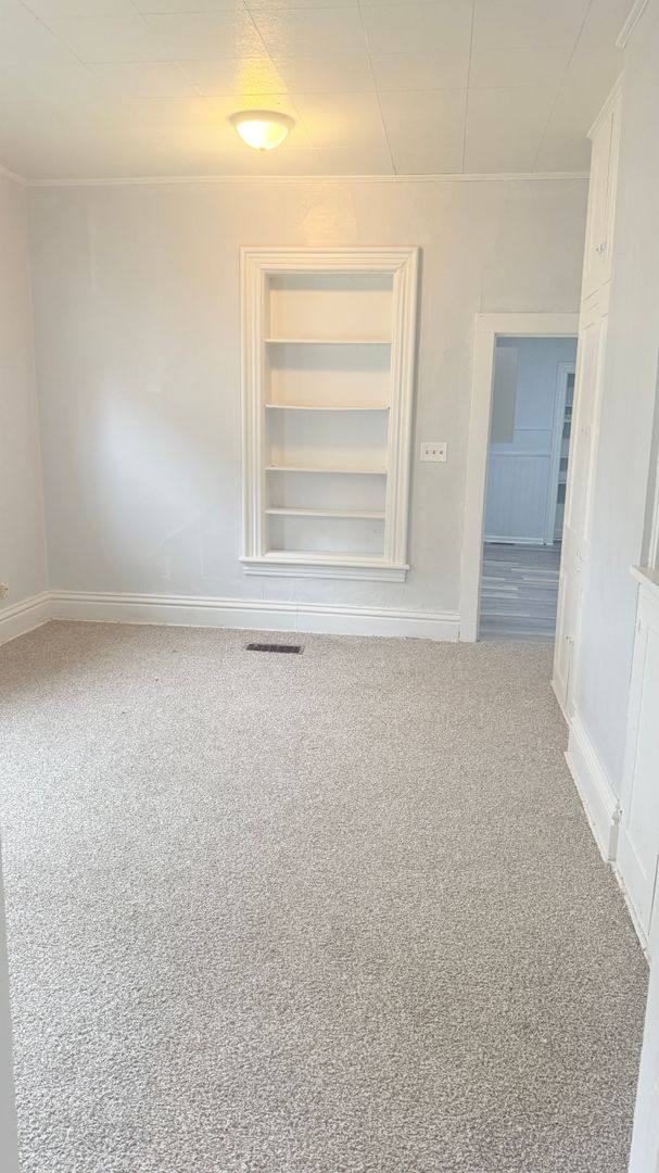 Apartment for rent at 24 Pierce Ave, Sharpsville, PA 16150