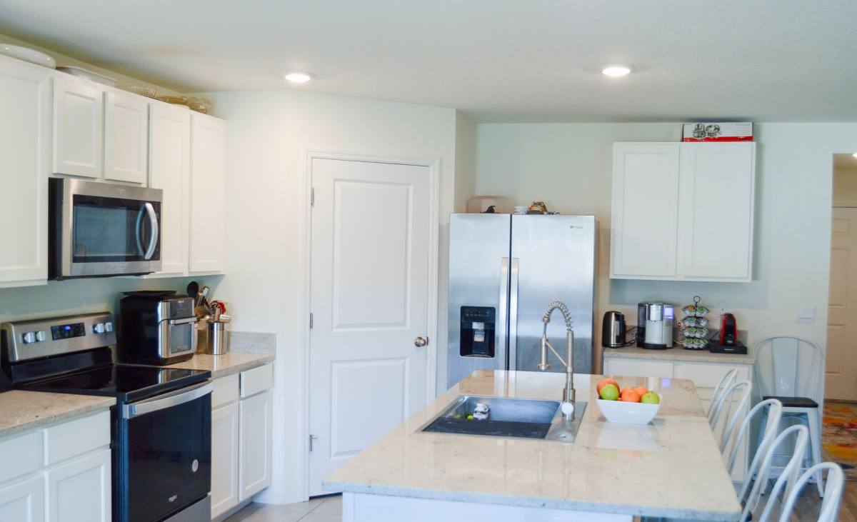 House for rent at 24597 NW 23rd Lane, Newberry, FL 32669