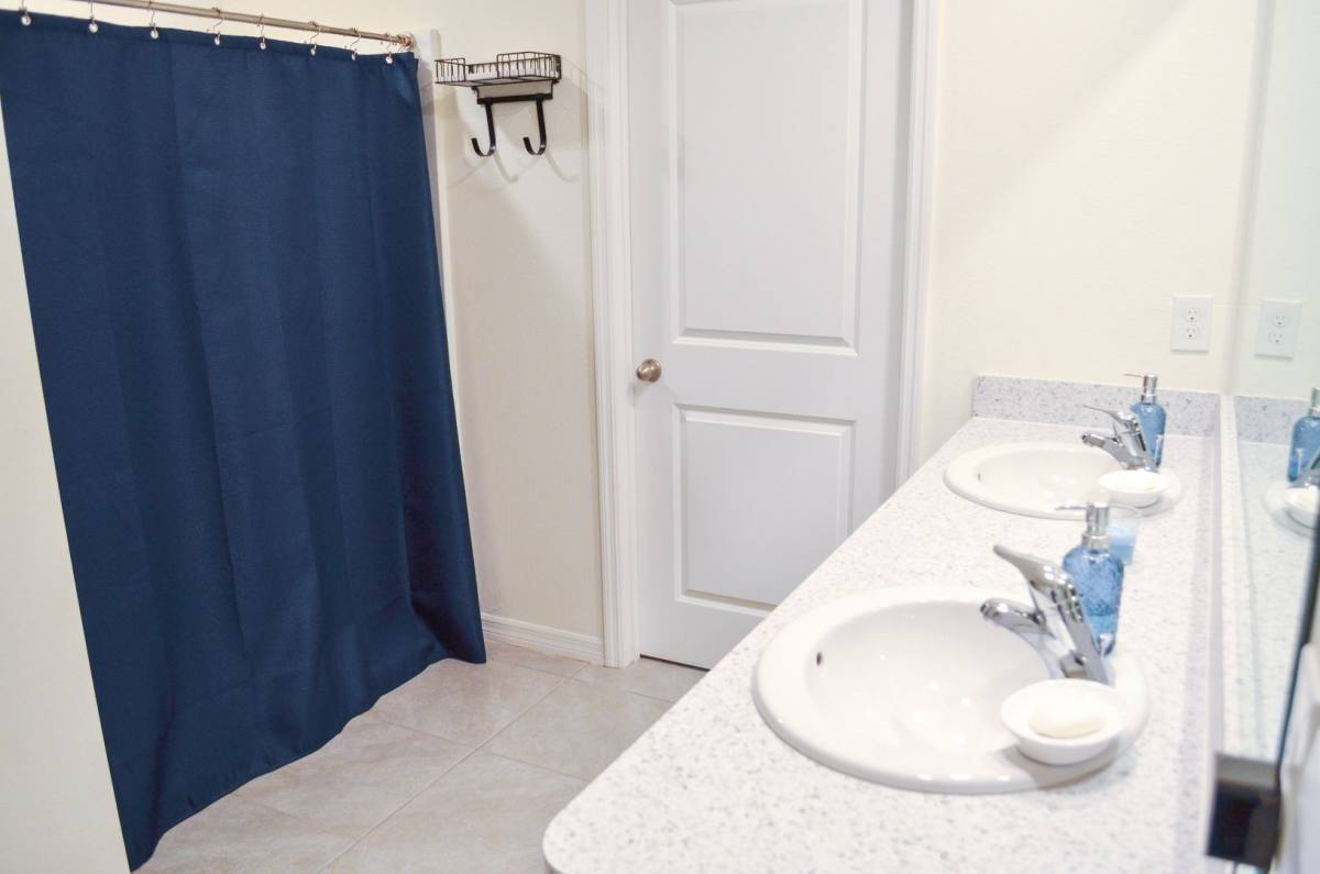 House for rent at 24597 NW 23rd Lane, Newberry, FL 32669