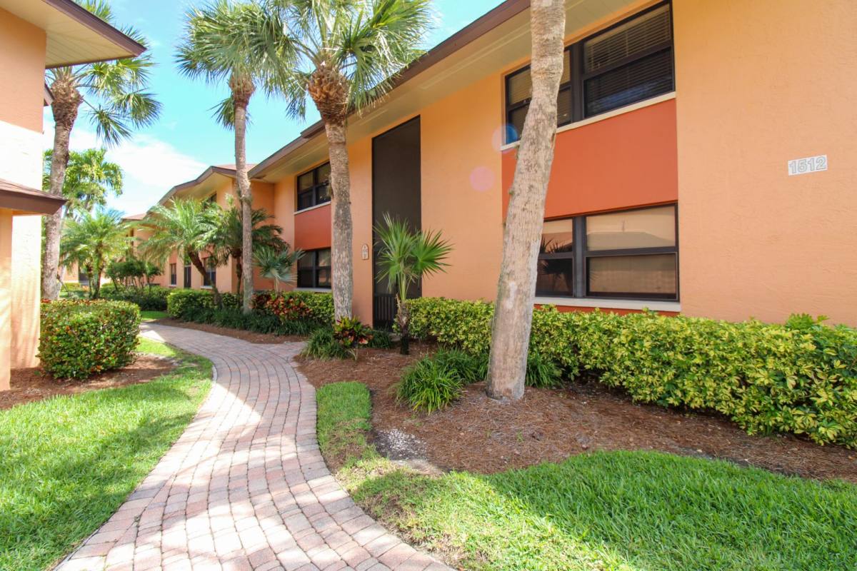 House for rent at 1510 Mainsail Dr, Naples, FL 34114