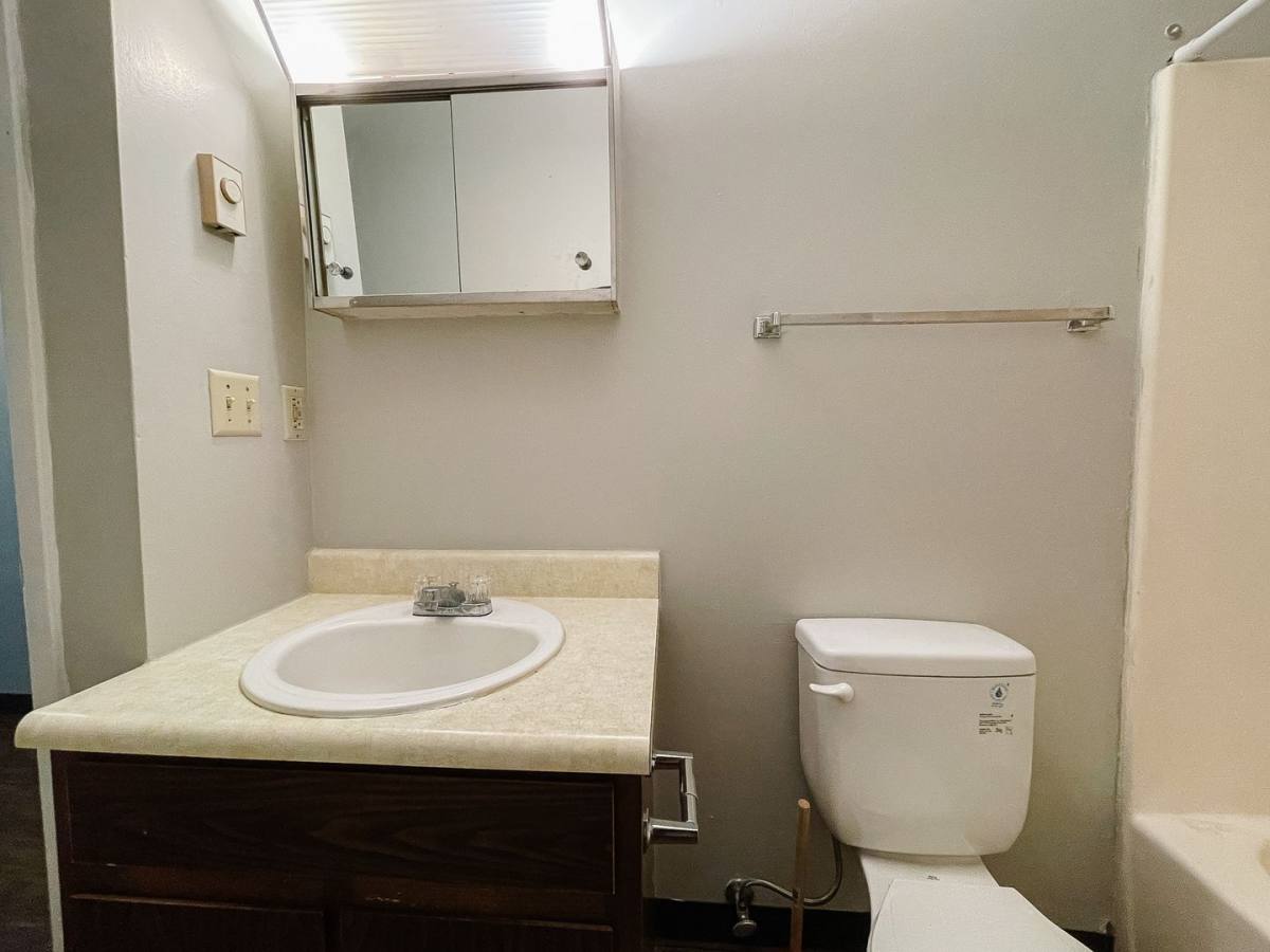 Apartment for rent at 1408 White River Blvd, Muncie, IN 47303