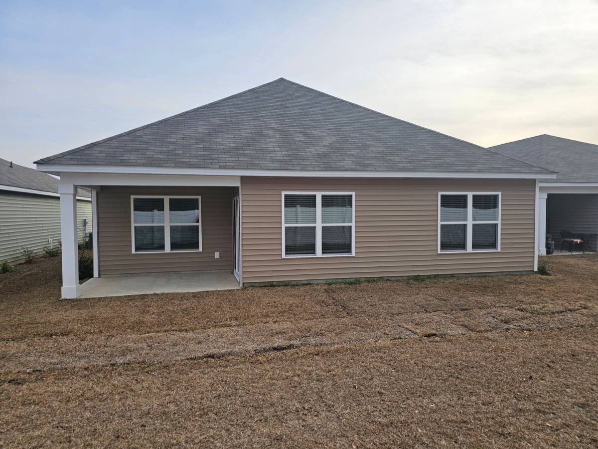 House for rent at 136 Ashworth Dr, Tabor City, NC 28463